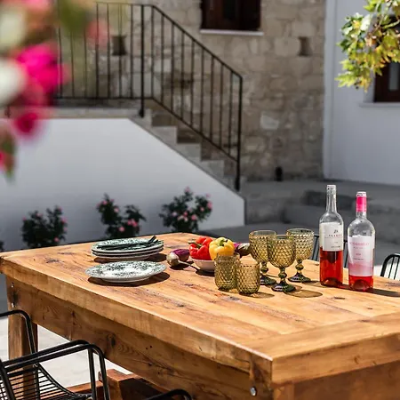 The Calopes 公寓 *