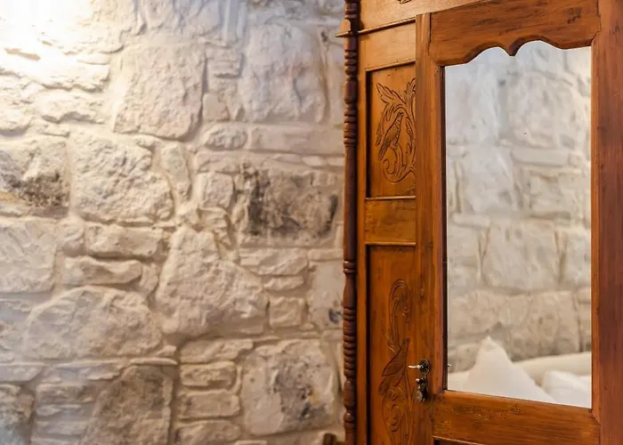 The Calopes Apartment